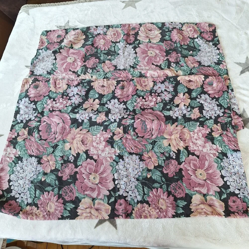 Vintage Set of 2 Pillowcases Pink Green Roses Floral Y2K 90s 80s Made In Spain‎